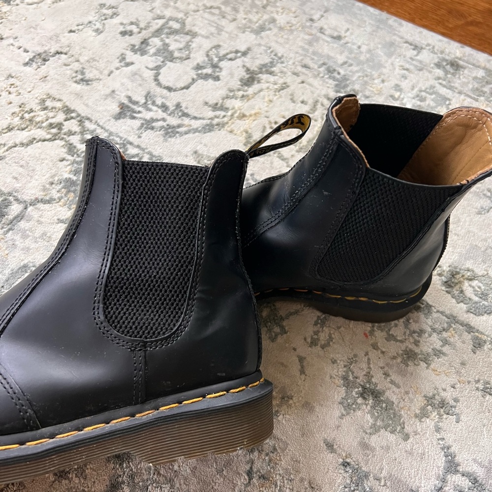 DOC MARTEN 2976 Chelsea Boot - Picture 3 of 5